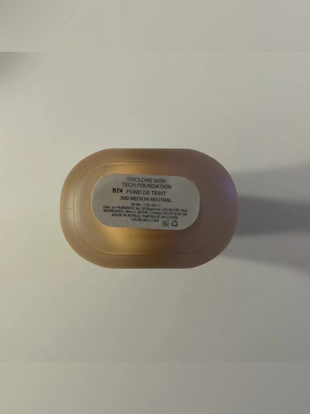 Haus Labs Triclone Skin Tech Foundation - Picture 2 of 2